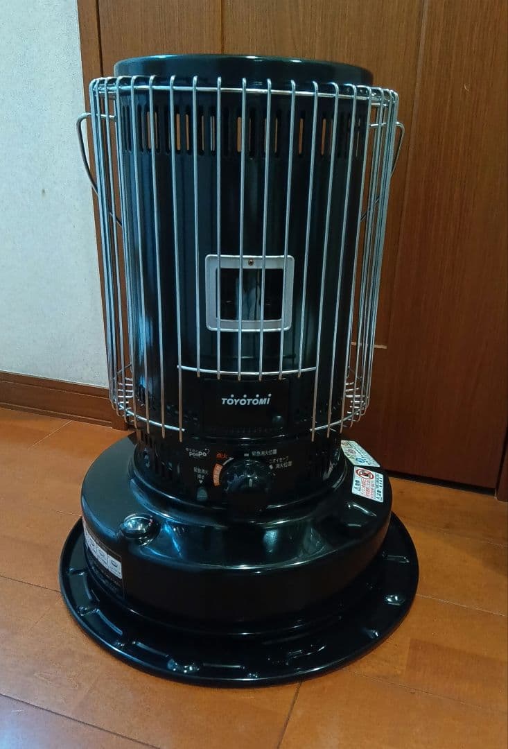 【長崎市近郊】直接お渡しのみr7.11購入 トヨトミ KS-67H 対流ストーブ