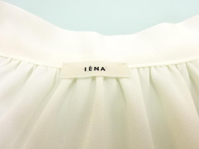 新品タグ付　IENA　サテン ボウタイ スキッパーブラウス セレモニーなどにも
