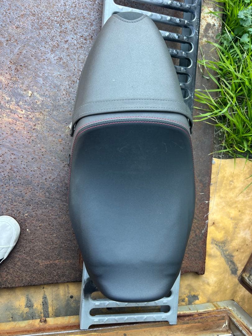 XSR900 RN80J 22～ ゲルザブシート