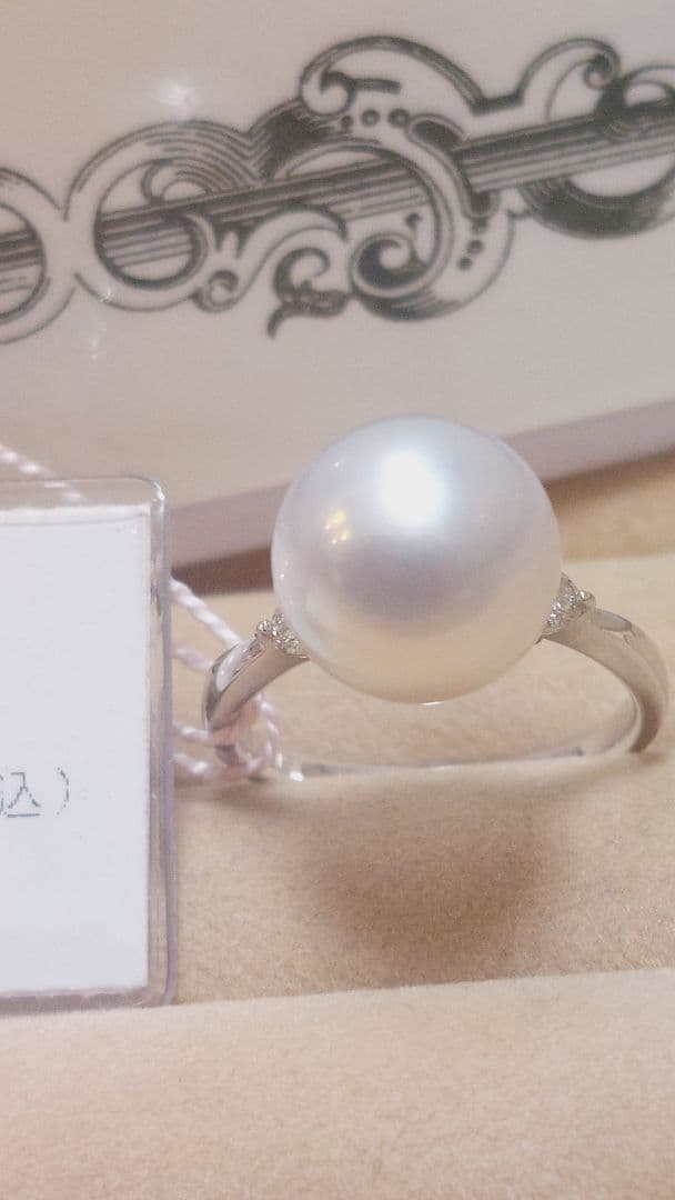 朝まで赤字の出品未販売鑑別書PT900白蝶11.1mmダイヤ0.15リング