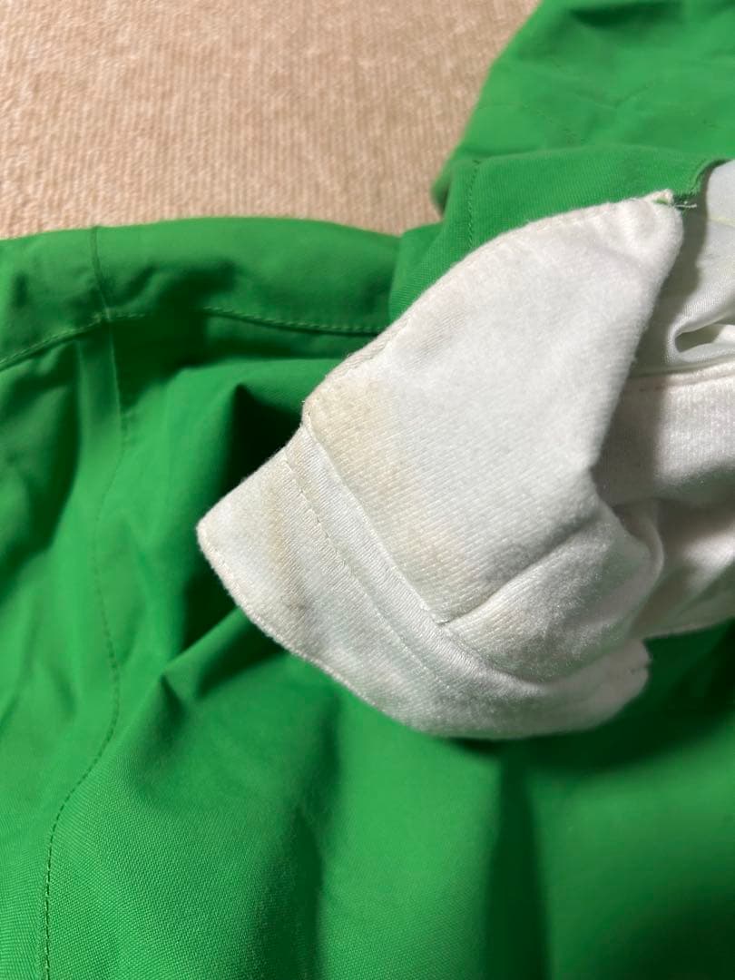 BURTON 上下セット　スノボウェア　グリーン フード付きジャケット&パンツ