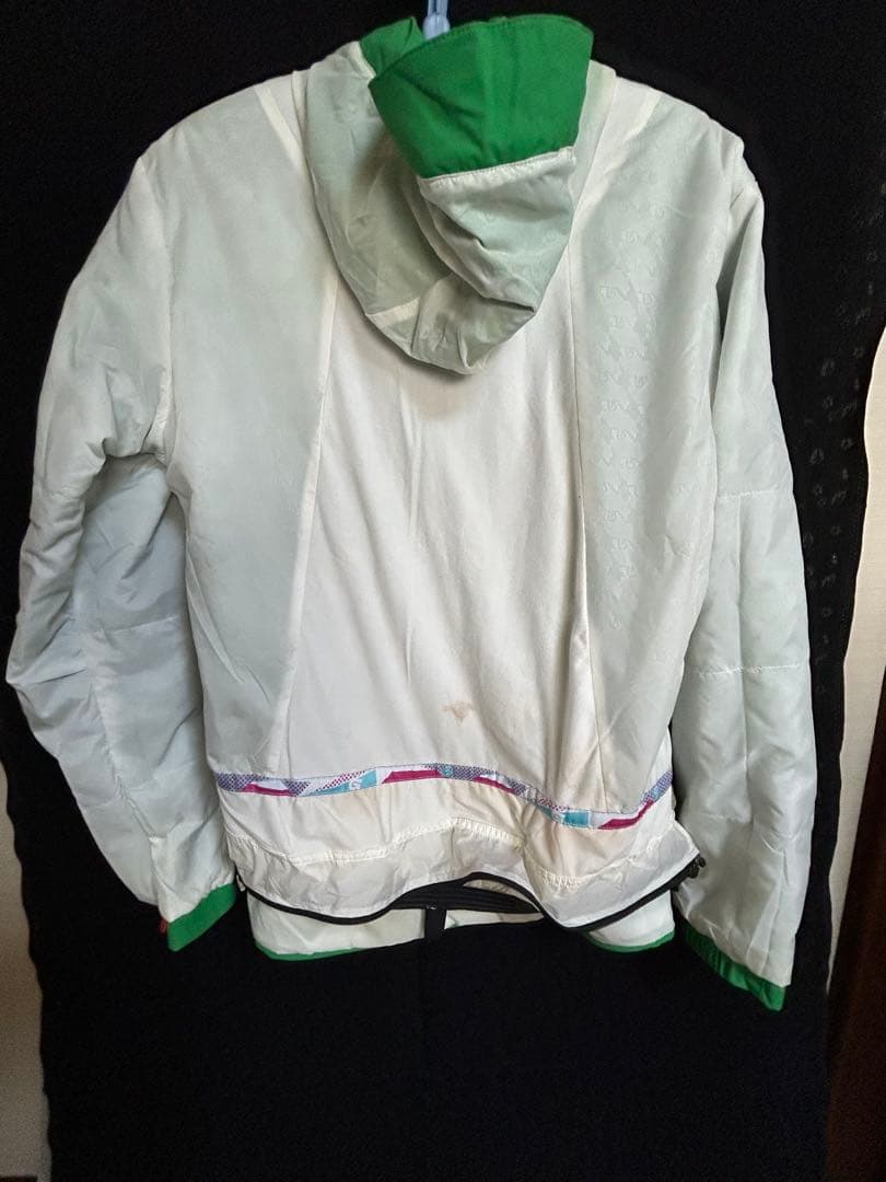 BURTON 上下セット　スノボウェア　グリーン フード付きジャケット&パンツ