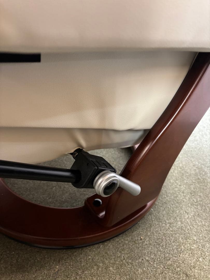 【美品】① タマリビング　ニース　回転式リクライニング　パーソナルチェア