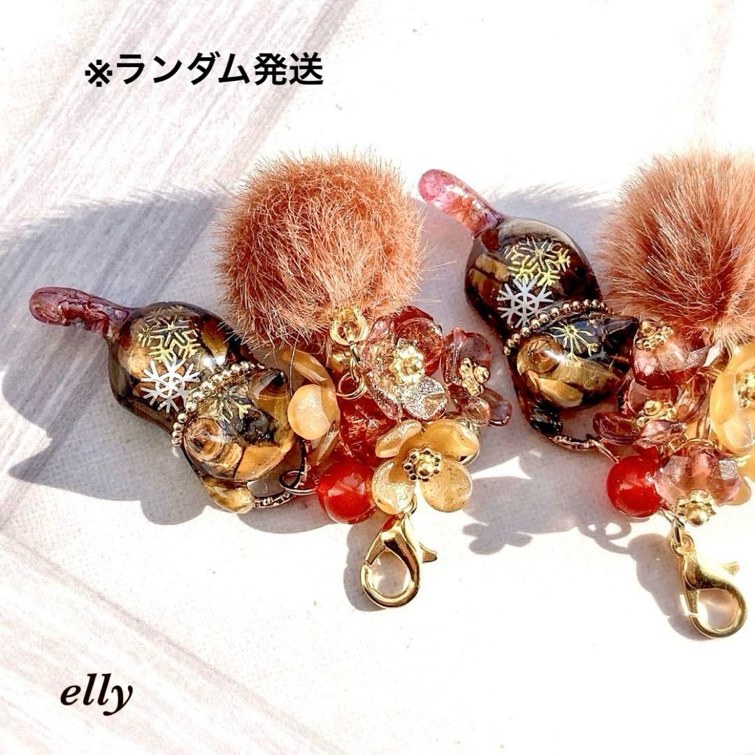 【ゼロ様】1593.天然石　タイガーアイ　雪の結晶　じゃれ猫　レジン　チャーム