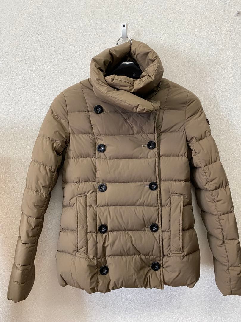 TATRAS（タトラス）カーキ ダウンジャケット