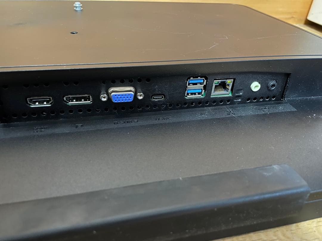 Phillips 32型モニター usb-cドッキング