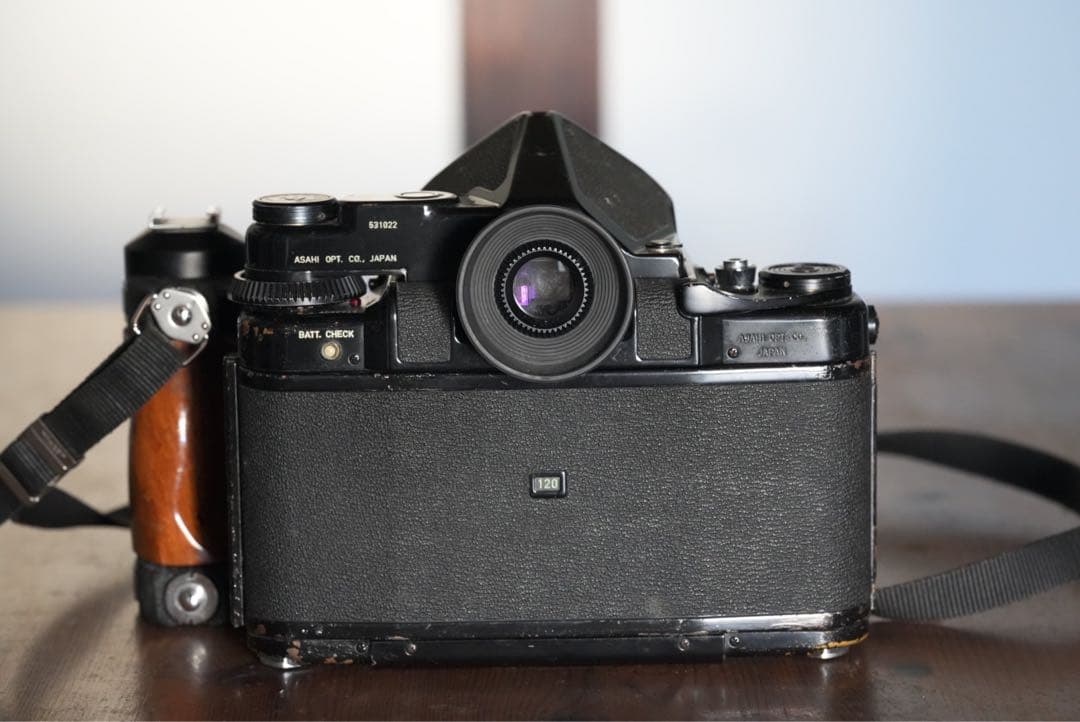 PENTAX 67 バケぺン（6×7後期ミラーアップありタイプ）　名機