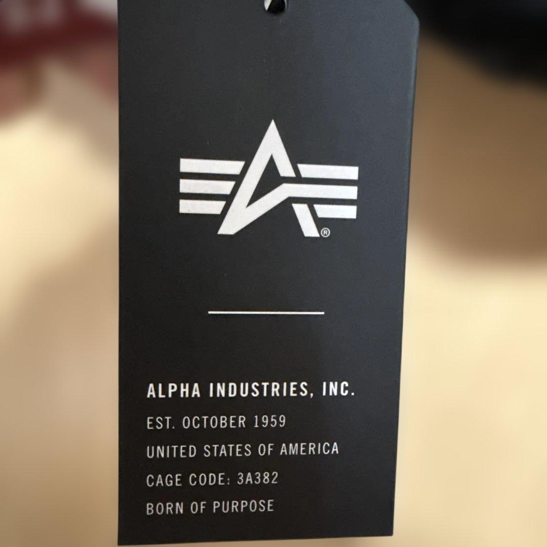 サ*ン様 未使用新品！ALPHA INDUSTRIES シェルパジャケット Mサ