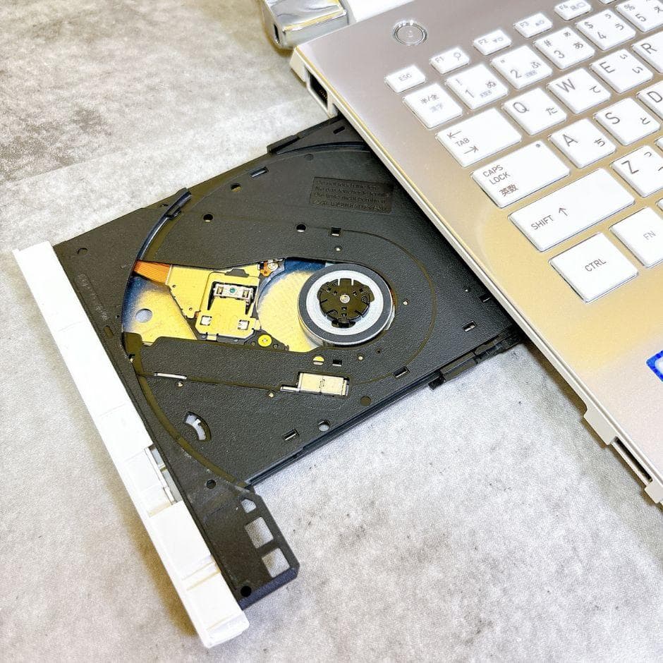 おしゃれゴールド❣新品SSD480GBで快適✨薄型 カメラ フルHD Win11