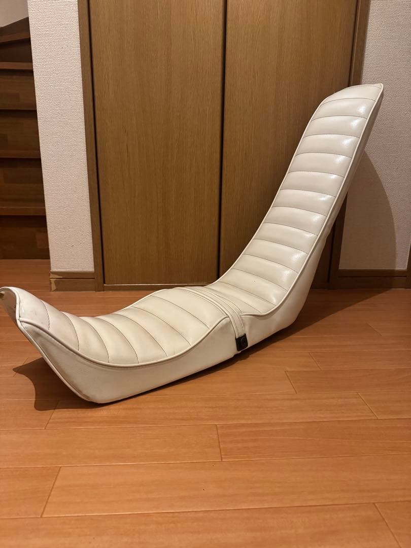 vt250f vt250 vtz250 三段シート　白　レザー