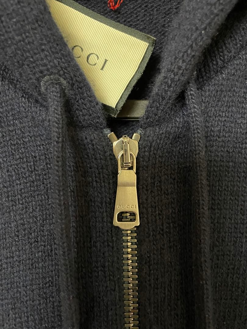GUCCI ネイビー フルジップパーカー