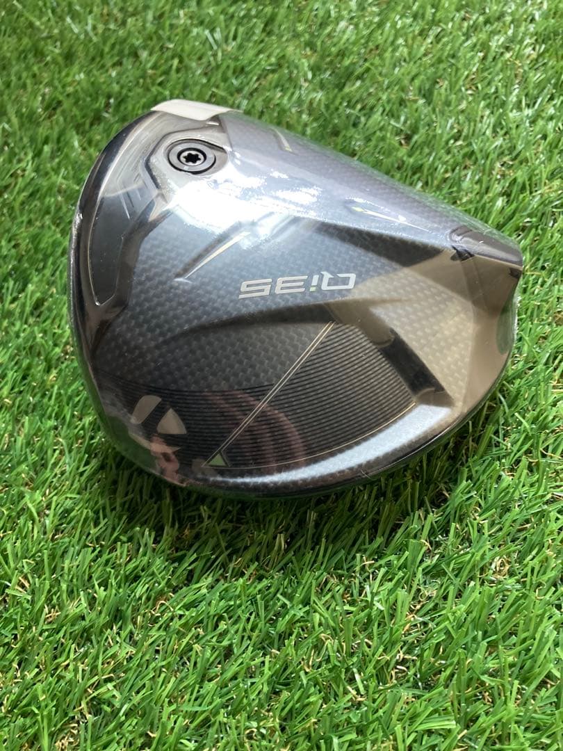 新品テーラーメイド Qi35 10.5° ドライバー ヘッド