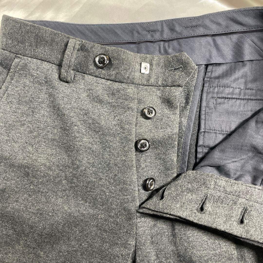 美品　1piu1uguale3 ウールスラックス　ストレッチ　IV(M) グレー