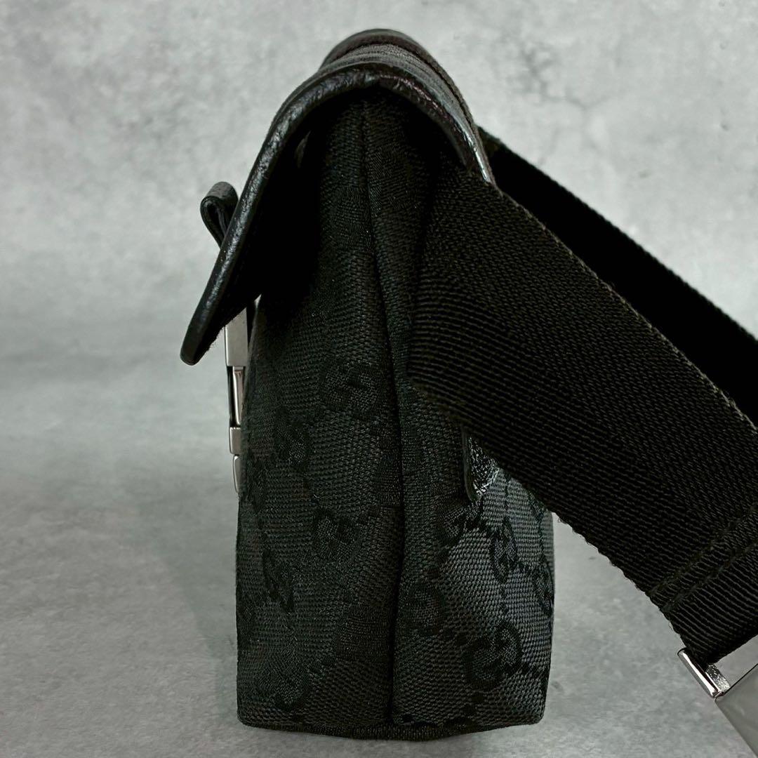 極美品/希少色 グッチ GG キャンバス ボディバッグ レザー ブラック 総柄