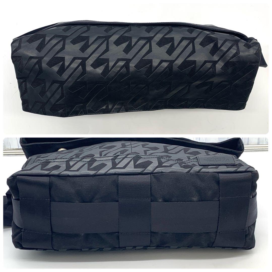 極美品　極希少　ヴィヴィアンウエストウッド　メッセンジャーバッグ　スター　総柄