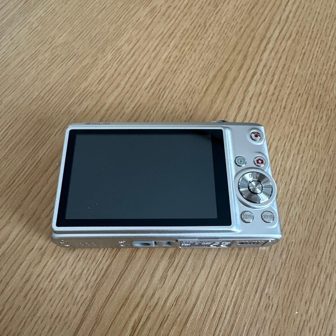 デジタルカメラ CASIO EXILIM EX-Z100