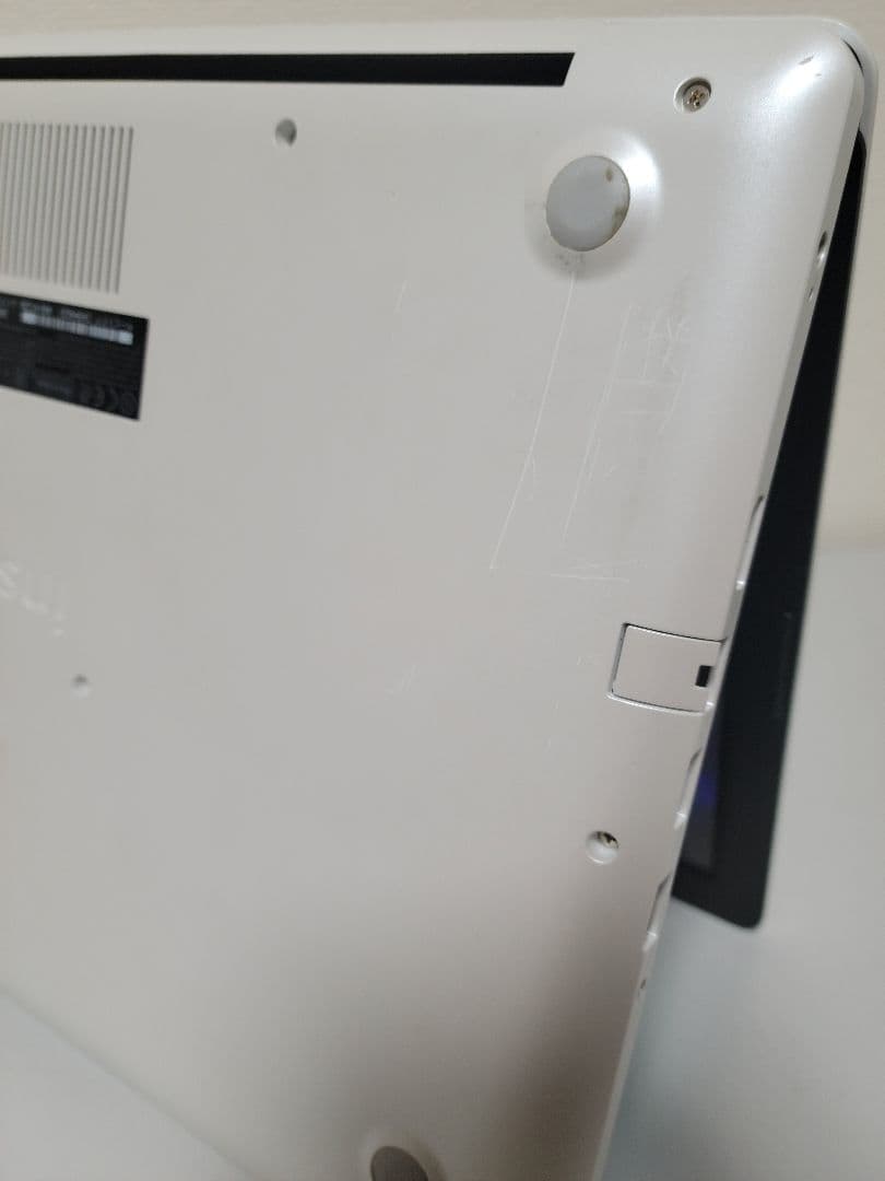 高性能DELL Inspiron 3593 15インチ corei7 第10世代