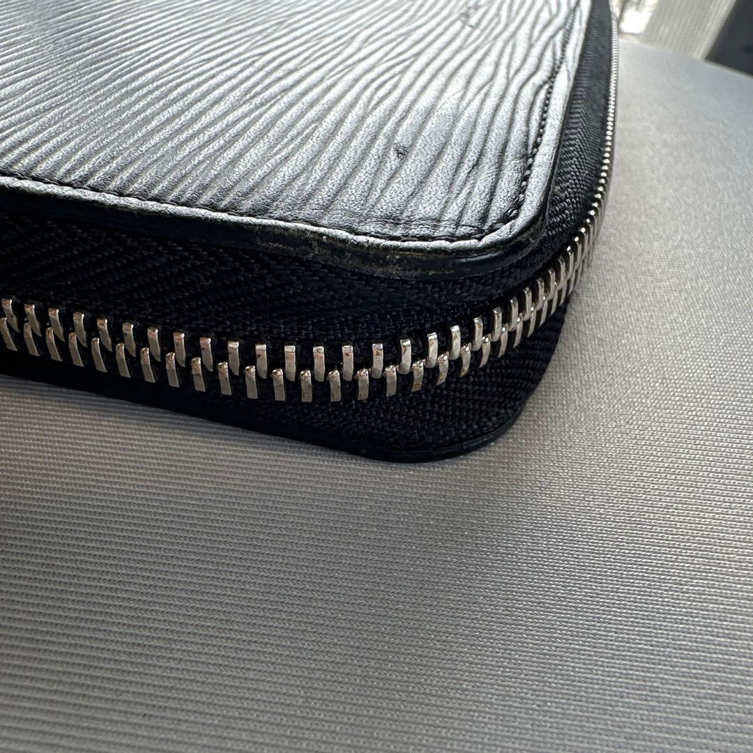 美品 LOUIS VUITTON ジッピー・オーガナイザー 長財布 エピレザー