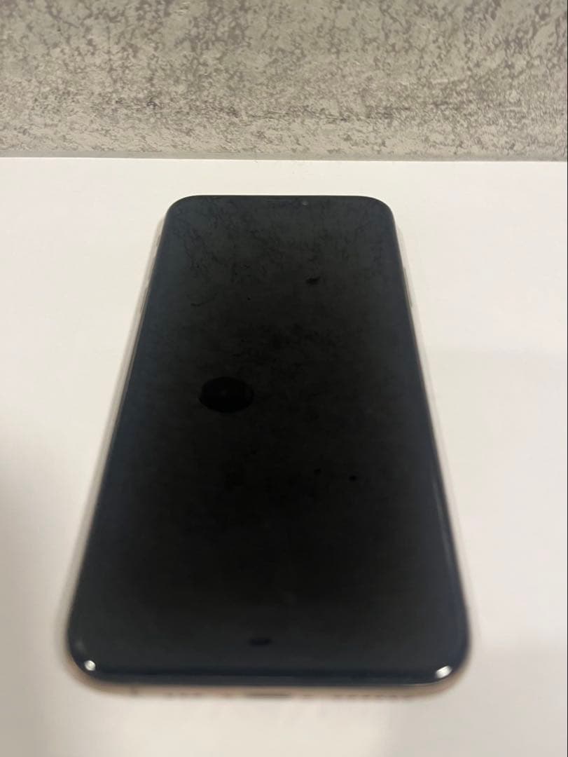 iPhone XS 64GB ゴールド（SIMロックあり/KDDI）