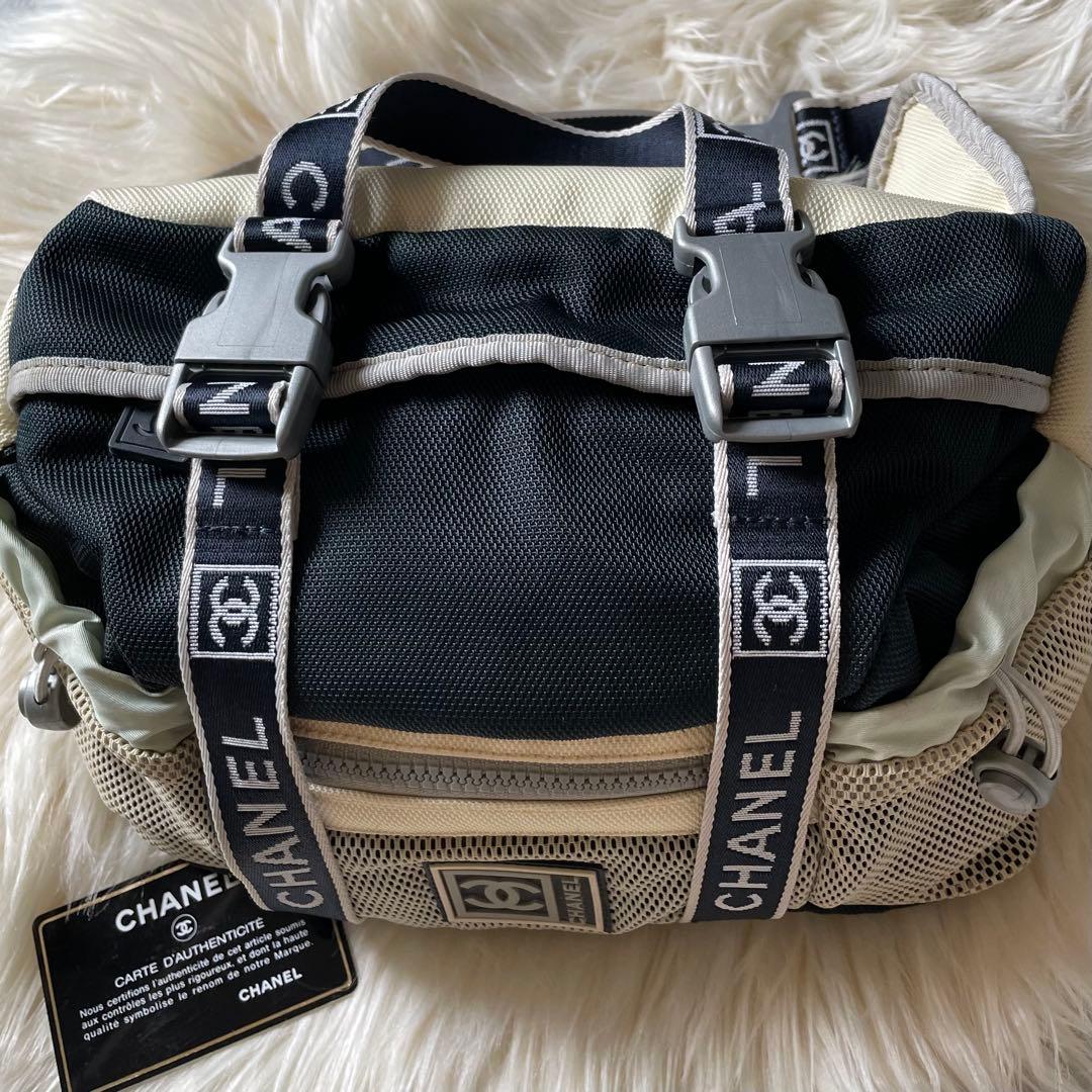 【CHANEL】シャネル スポーツライン ボディバッグ