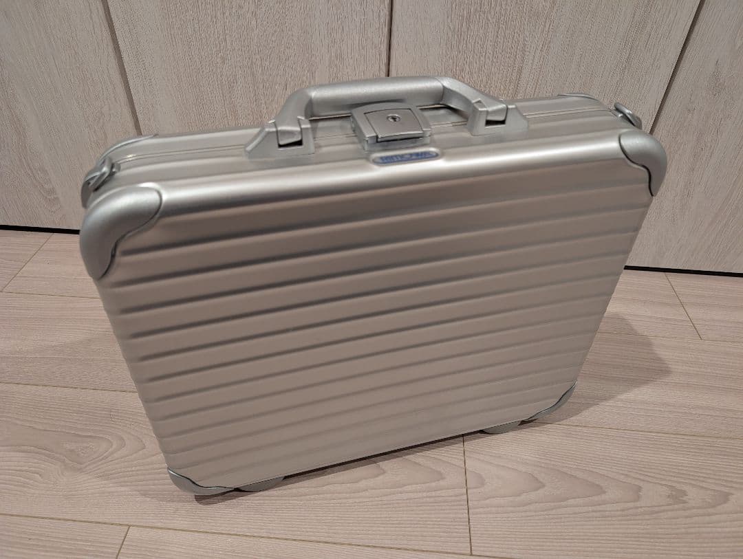 RIMOWA 2way アタッシュケース トパーズ 青ロゴ 廃盤【中古美品】