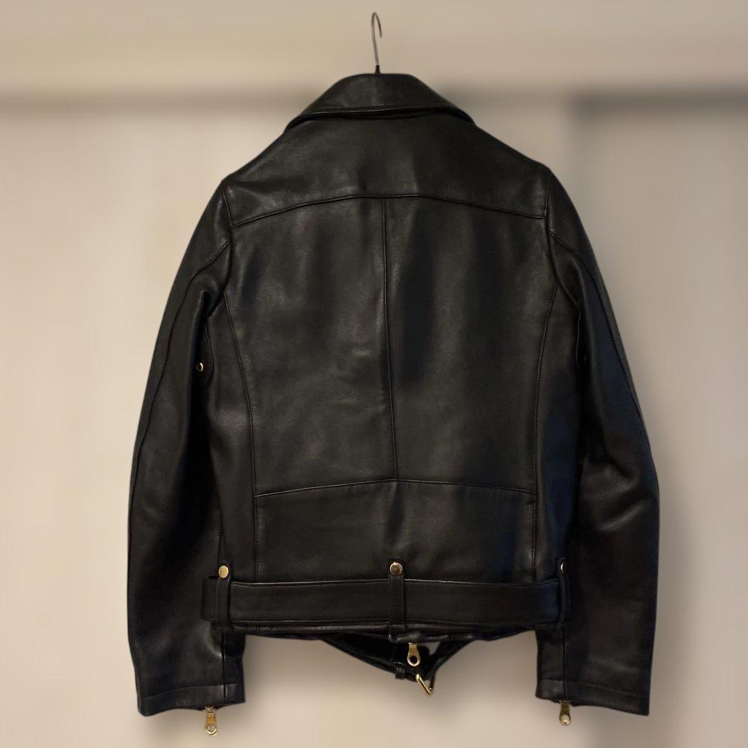 チンクアンタCinquanta サイズ38ブラックレザーライダースジャケット