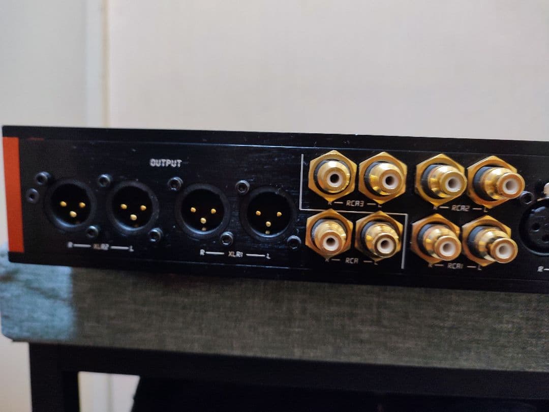 プリアンプ Holo Audio Serene KTE