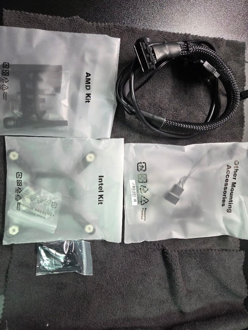 NZXT Kraken Elite 240 RL-KN24E-B2 [ブラック]