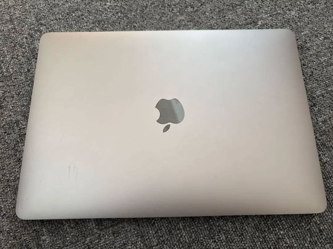 ジャンク　Macbook Pro 2019 13インチ A1989グレー