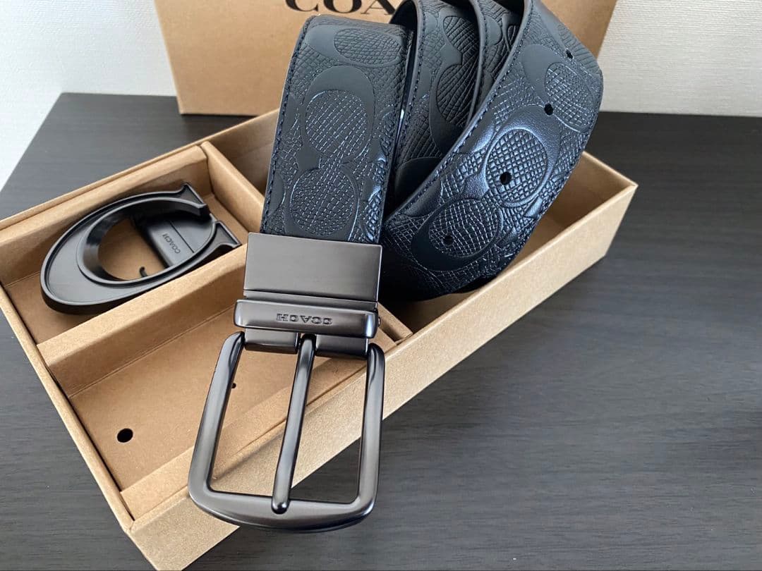 SALE♪コーチ　新品　リバーシブル　シグネチャー　バックル回転可能　セット