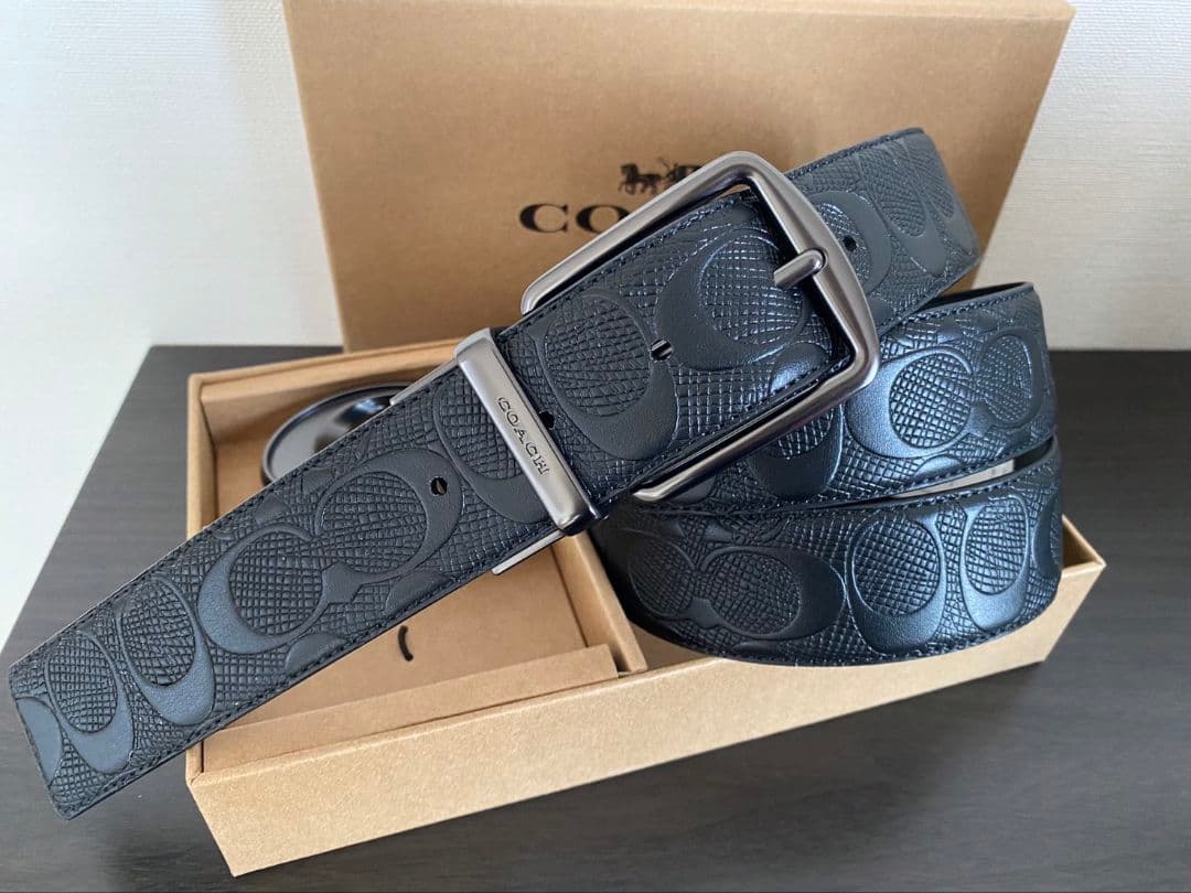 SALE♪コーチ　新品　リバーシブル　シグネチャー　バックル回転可能　セット