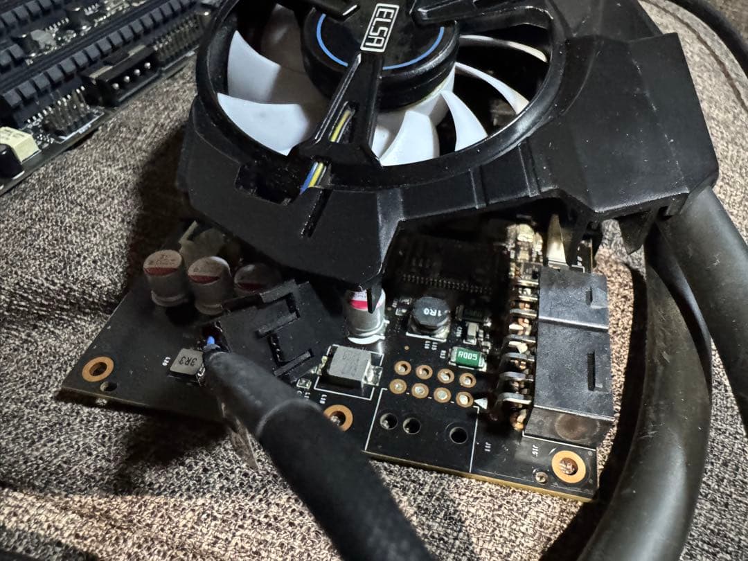 グラフィックボード・グラボ・ビデオカード ASUS RAMPAGE IV BLACK EDITION + GIGABYTE