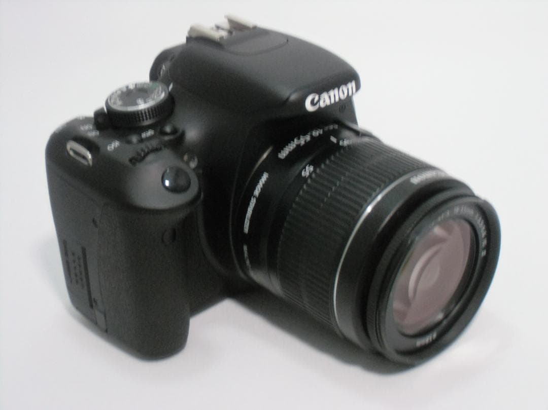 Canon EOS Kiss X5　B058