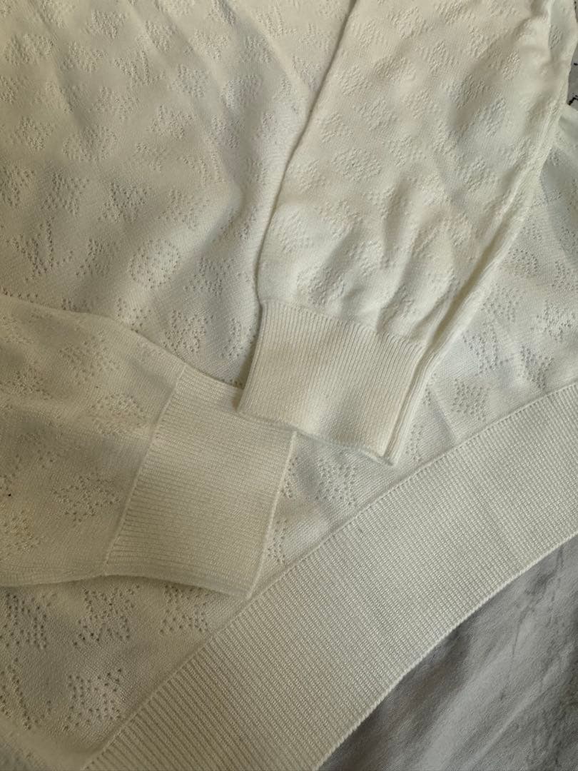 LOUIS VUITTON ホワイト ニットセーター