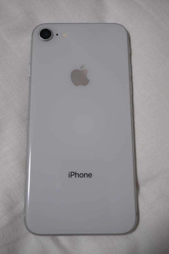 iPhone8 64GM SIMロックなし 最大バッテリー85%