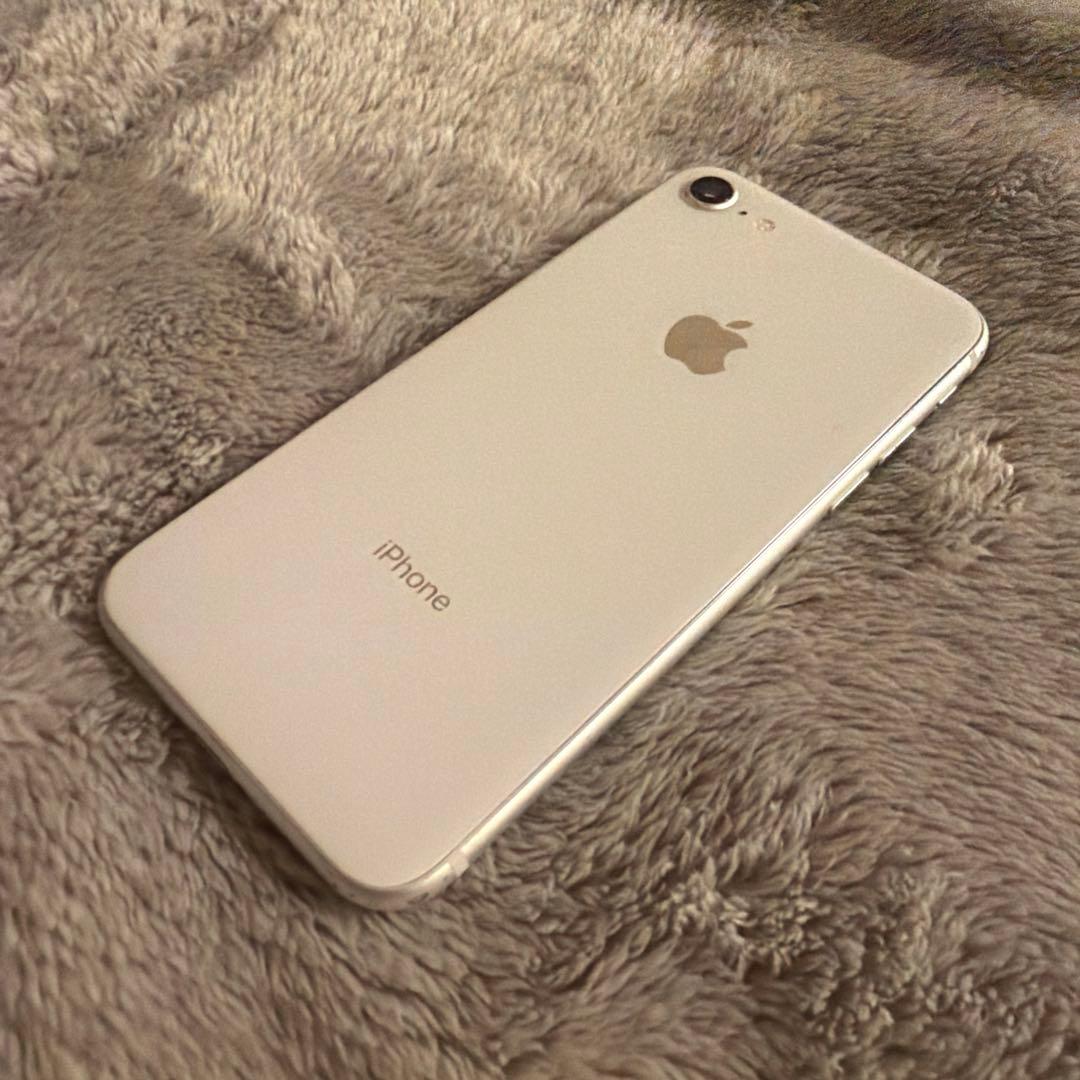 Apple iPhone8 ホワイト 128GB本体