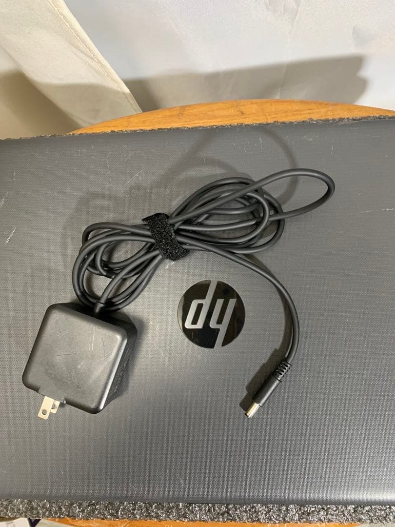 使える訳ありノートPC！HP 250 G7 8世代i5/M.2とHDD搭載機！