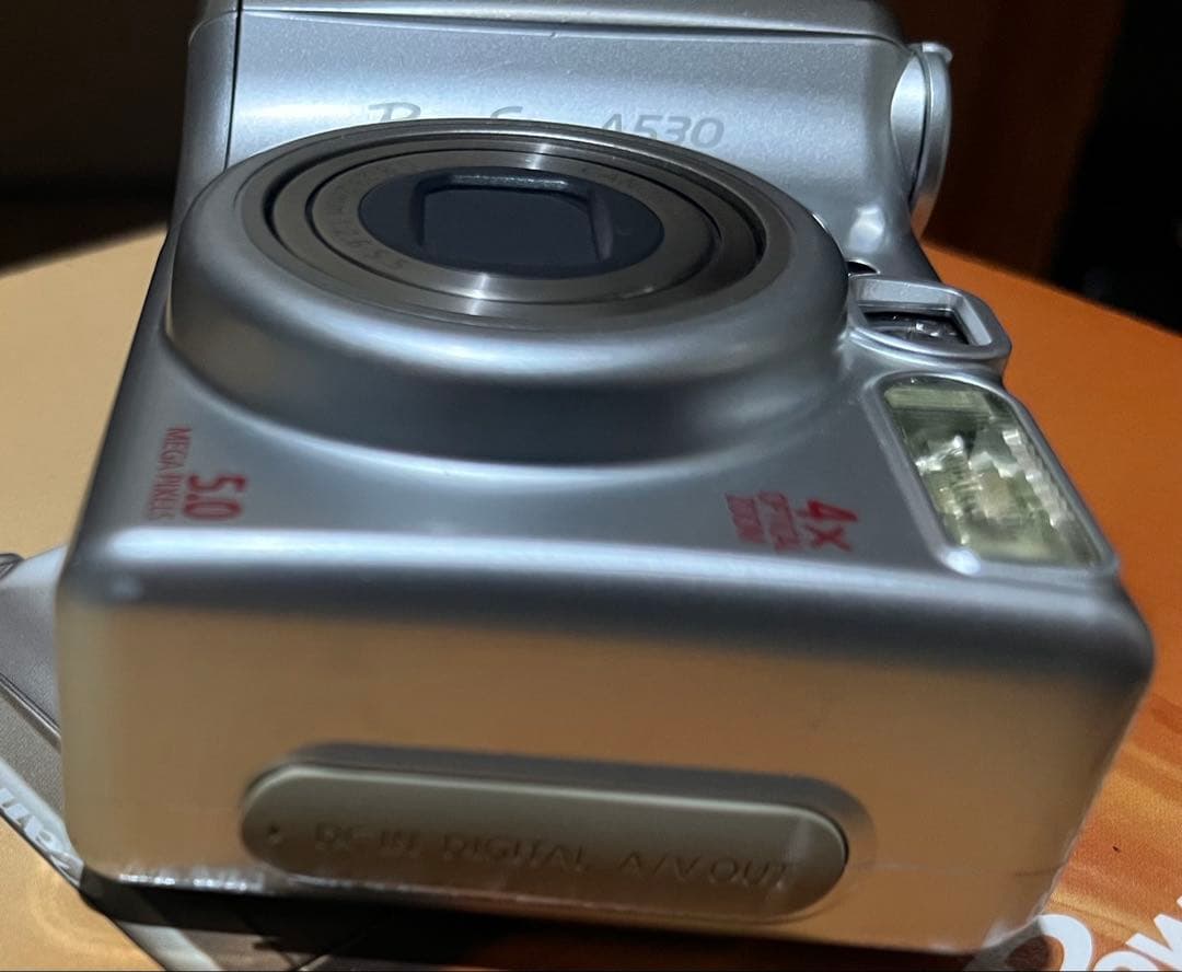 Canon PowerShot A530 デジタルカメラ