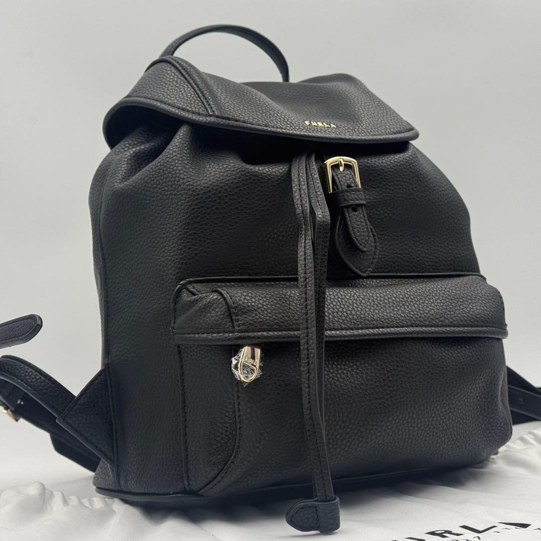 ✨未使用級✨FURLA ブラック レザー バックパック　CLASSIC s ネロ