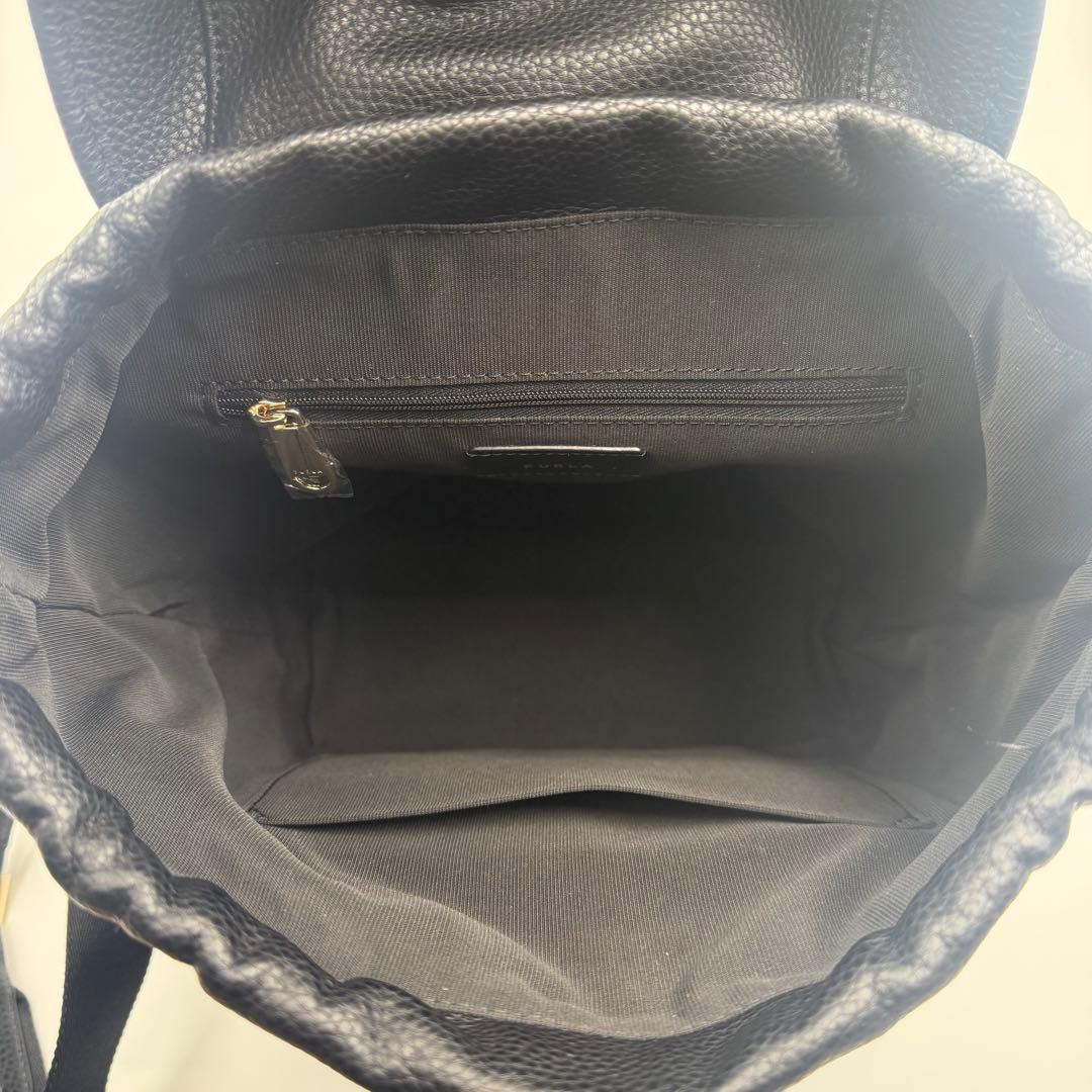 ✨未使用級✨FURLA ブラック レザー バックパック　CLASSIC s ネロ