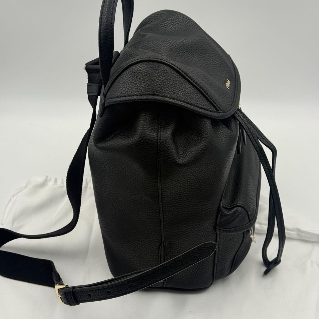✨未使用級✨FURLA ブラック レザー バックパック　CLASSIC s ネロ
