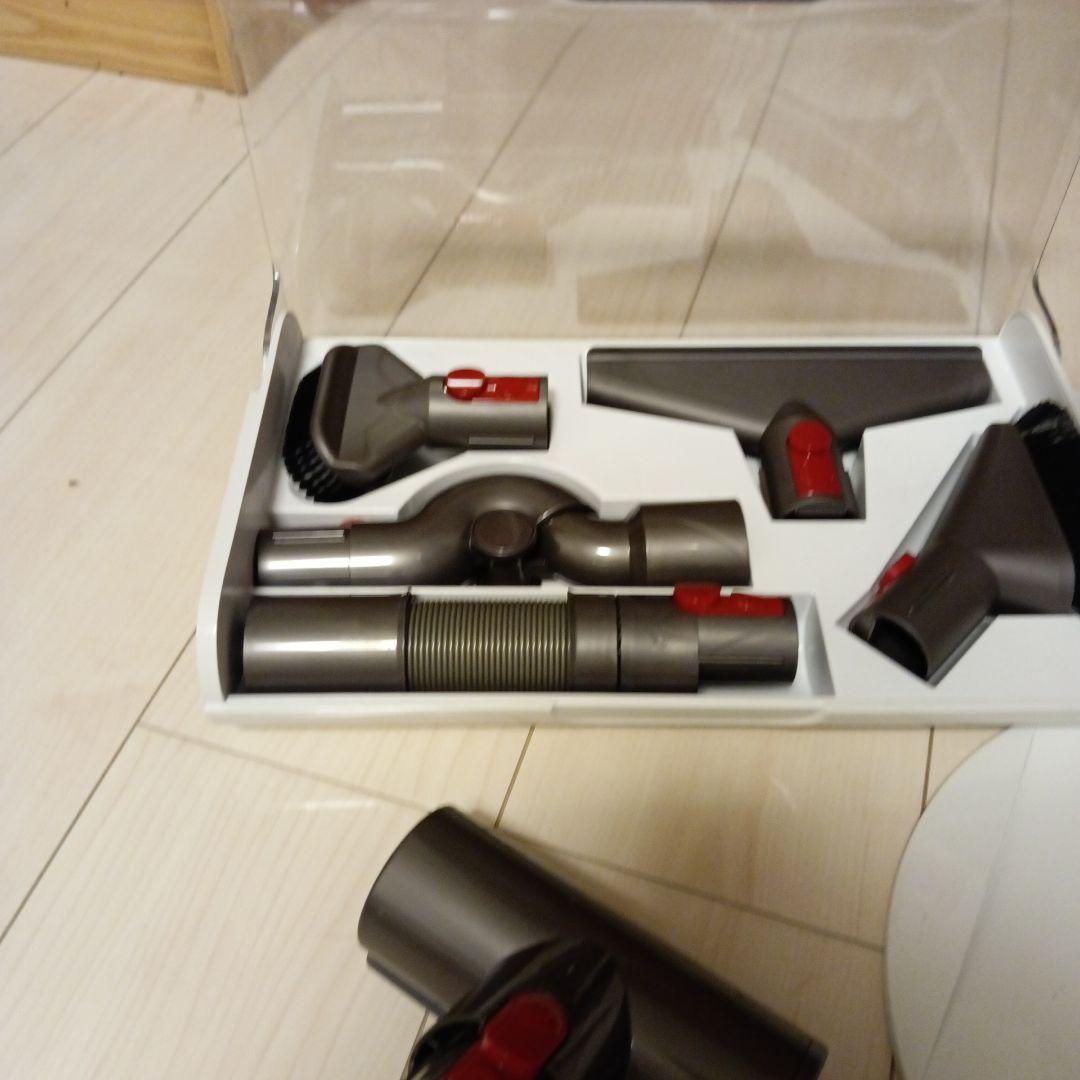 105.Dyson　Cyclone　v10