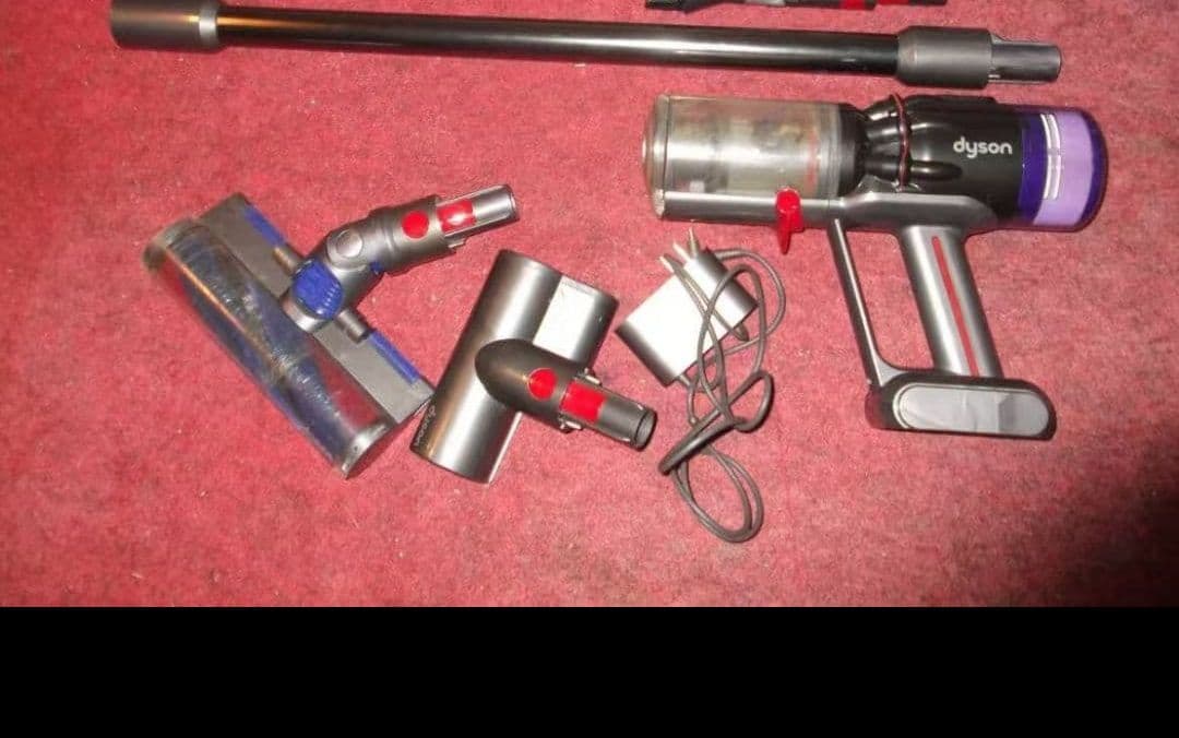 Dyson 純正ｓｖ21コードレス掃除機 本体