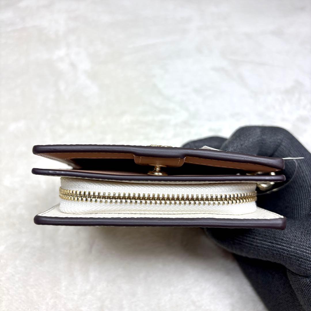 未使用 coach コーチ 猫 ねこ キトゥン 折り財布 財布 ホワイト