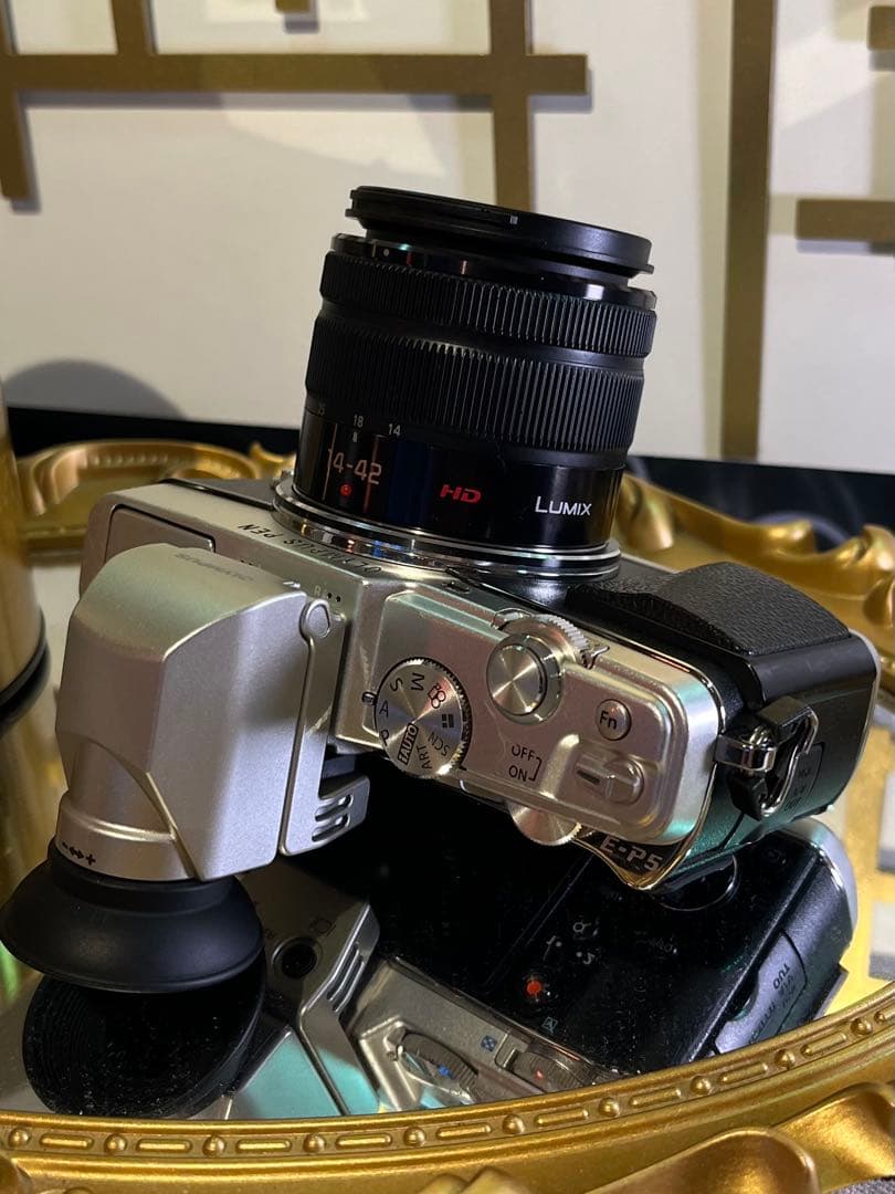 OLYMPUS PEN E-P5 レンズキット 外付けファインダー VF-2付属