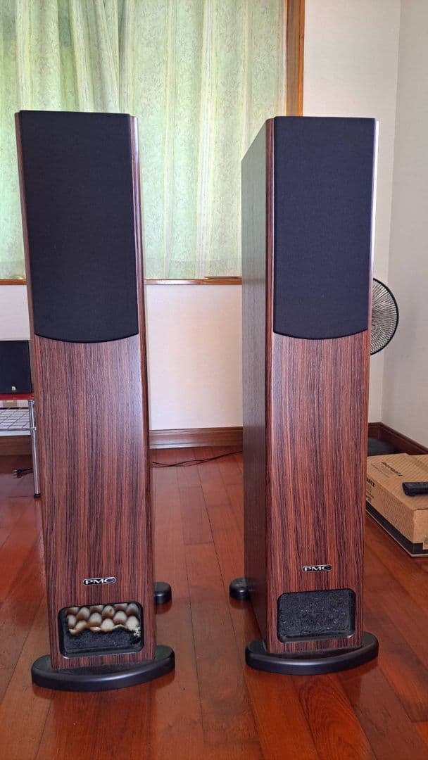 PMC FB1iのシグネチャーペア