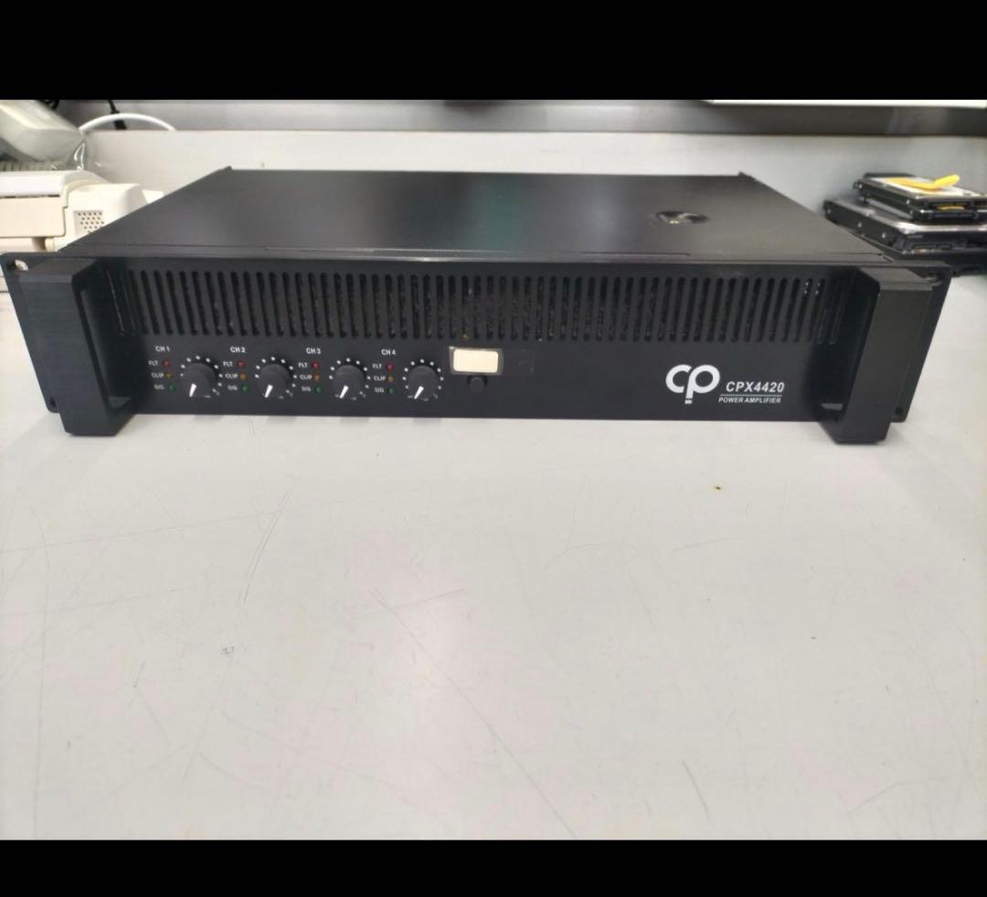 【美品】CLASSIC PRO CPX4420 パワーアンプ
