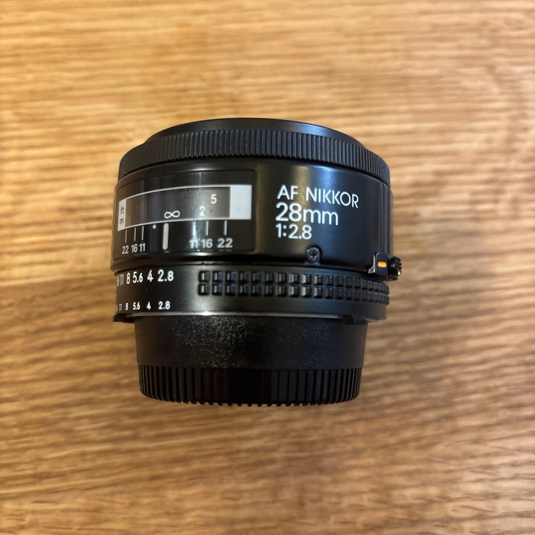ニコン　Nikon AF NIKKOR 28mm f/2.8 レンズ