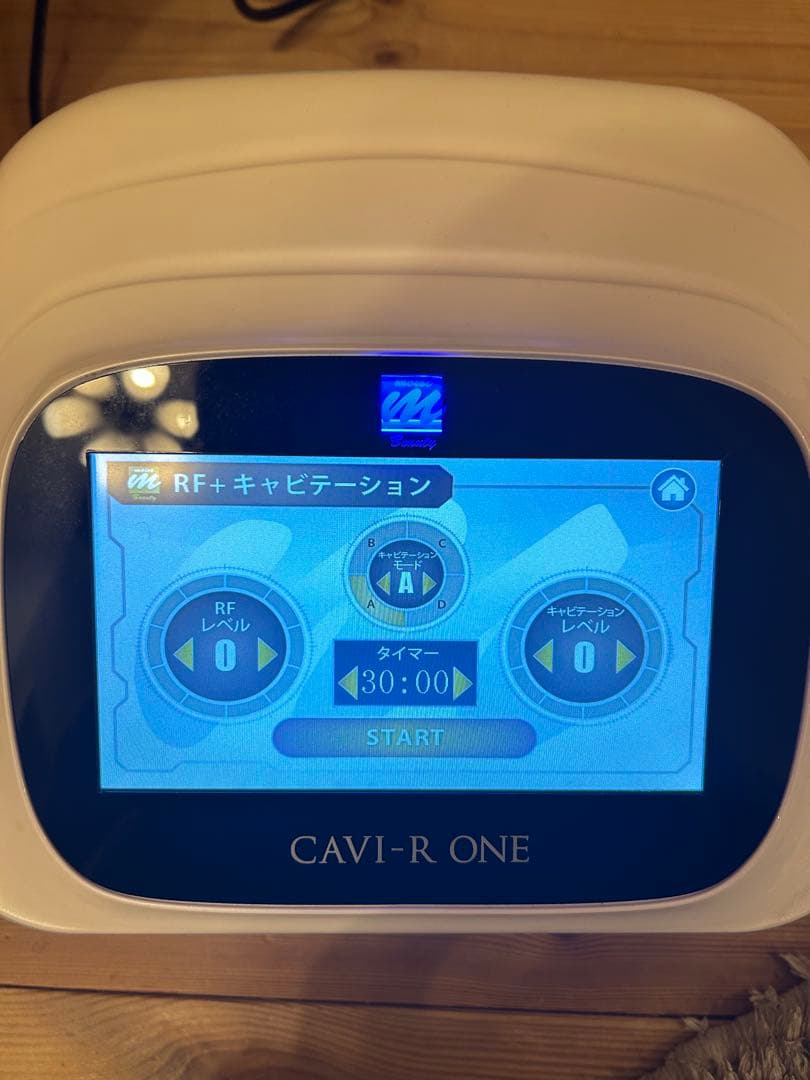ミゥミゥ　CAVI-R ONE キャビテーション　ダイエット　美容機器