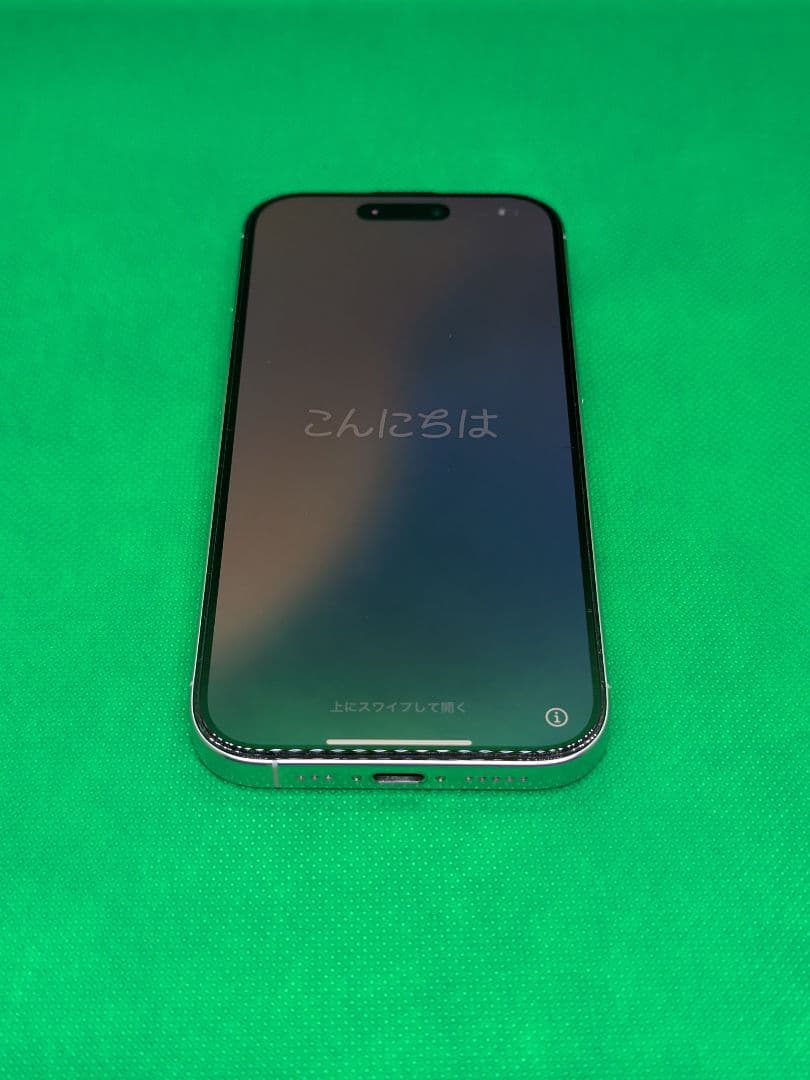 【極美品】iPhone 16 Pro / SIMフリー / 新品フィルム付き